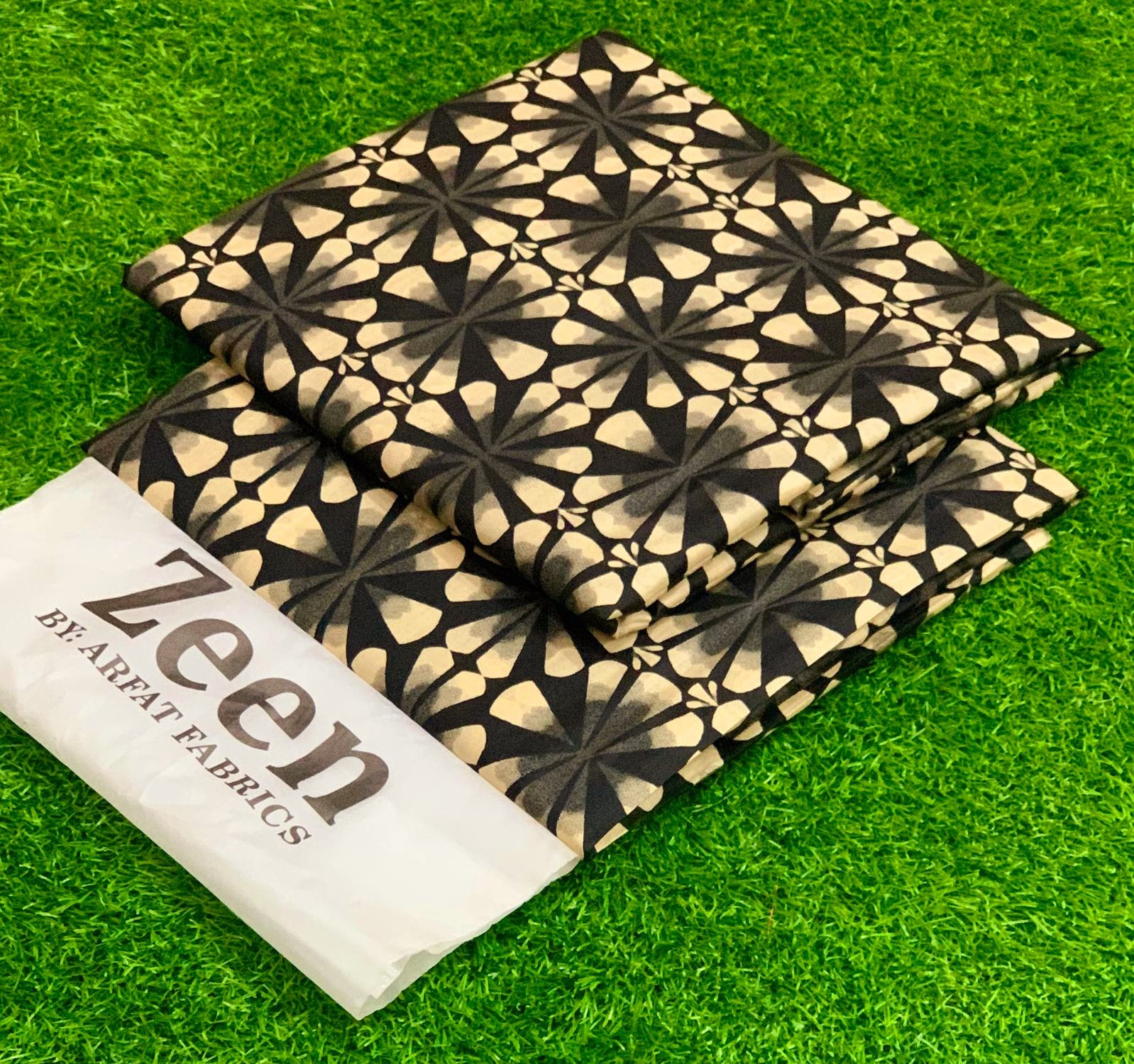  ALLOVER 2PC LAWN