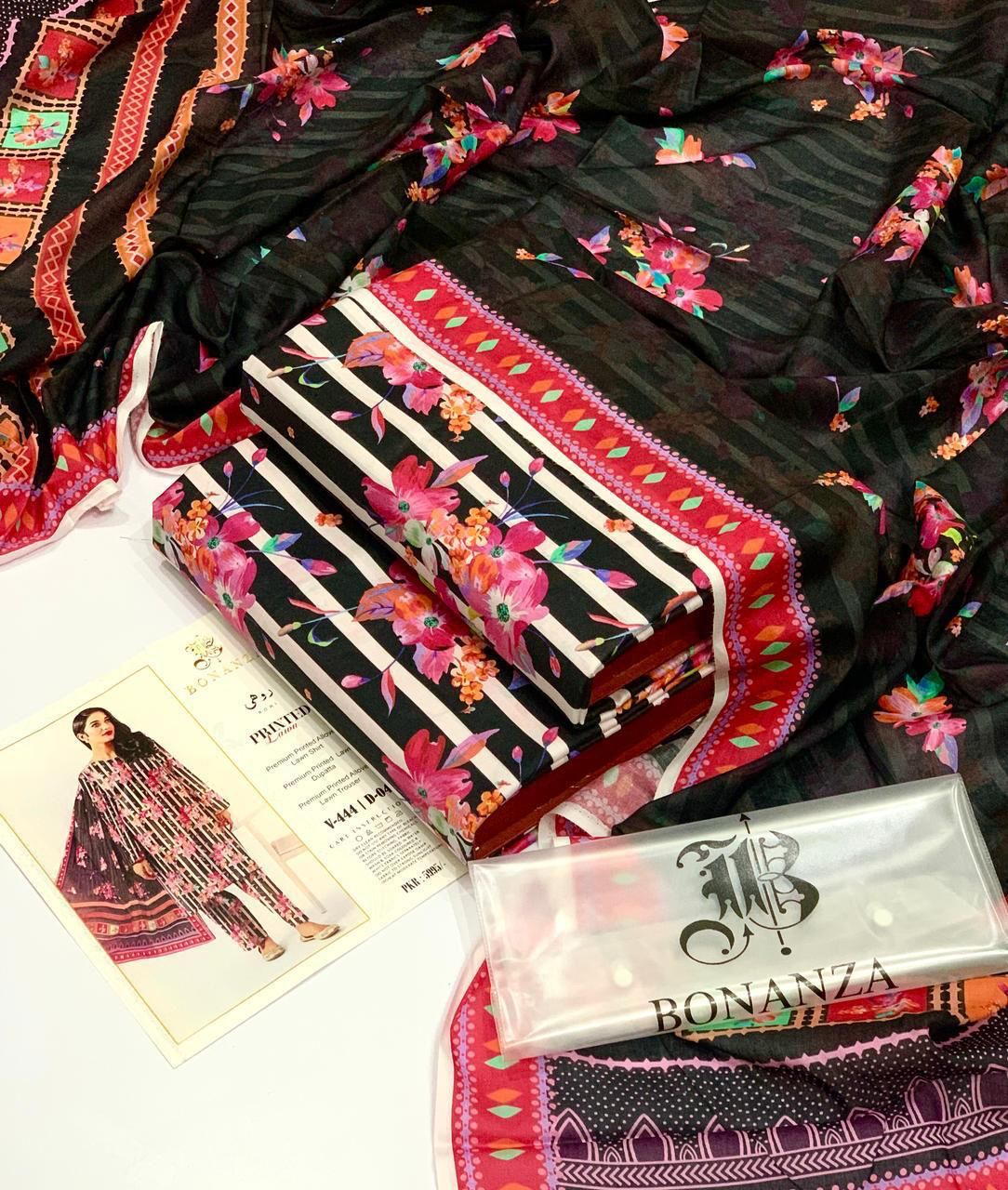 3 Pieces Printed with Lawn Dupatta